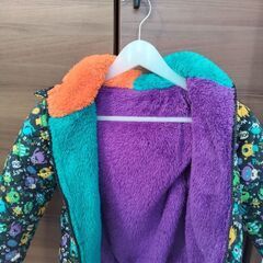 ⑨もこもこカラフルジャンパー　120の画像