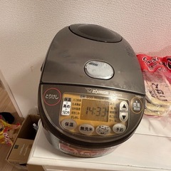 冷蔵庫・洗濯機・炊飯器・電子レンジ  まとめての画像