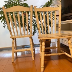 ウィンザーチェア 2脚　ノーブランドの画像