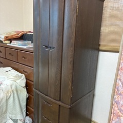 モダン仏壇の画像