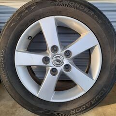 アルミ付きタイヤの画像