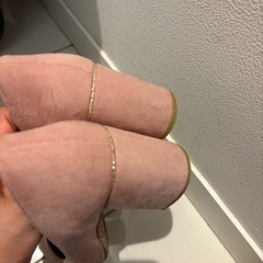 ピンク　パンプスの画像