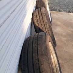 アルミ付きタイヤの画像