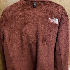 ノースフェイス　フリース　ボルドーの画像
