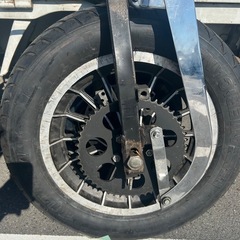 キャストホイール　リア タイヤ スイングアーム　キャリパー　スプロケ ディスクの画像