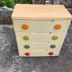 4段タンス
の画像