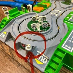 プラレール　トミカと遊ぼう！DX踏切ステーション　他レール、踏み切りセット　の画像