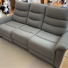 ニトリ　電動リクライニングソファ　最新の画像