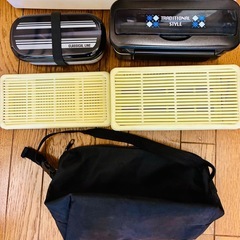 お弁当箱　新品保存容器他　無料です❣️の画像