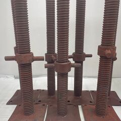 足場 単管  足場材 固定 7本 まとめ　ジャッキベースの画像