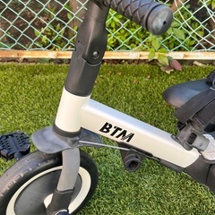 子供用三輪車の画像