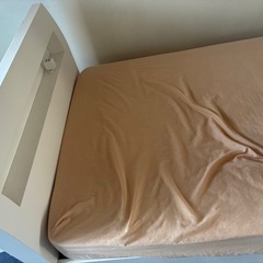 小柄な人用ベッドの画像