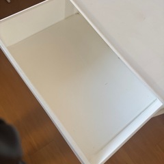 収納　引き出し　プラスチック　白色　二段の画像