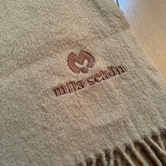 mila schon マフラーの画像