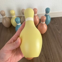 ボーリング　ピン11本　おもちゃの画像