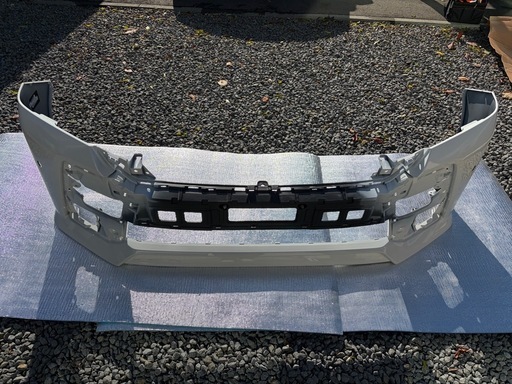 30ヴェルファイア 前期　フロントバンパーフェース 070 52119-58530
