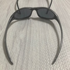 サングラス2個の画像