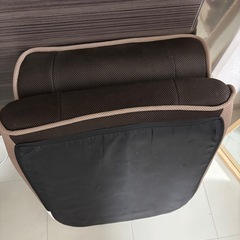 通気性の良い 腰サポート座椅子(BR)の画像