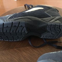 婦人用　スニーカー　登山靴の画像
