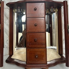 ヴィンテージ・ジュエリーケースの画像