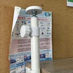  突っ張りラック 棚5段 高さ調整可🚚自社配送時💳代引き可🚚(現金、クレジット、スマホ決済対応)の画像