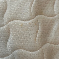 セミダブルマットレス(白色)の画像