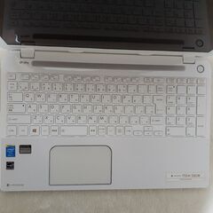 TOSHIBA　15インチ　core i5　8GB　SSD　カメラ　Wi-Fi　Bluetooth　ブルーレイ　テンキー　Microsoft Office2021　Windows11②の画像