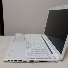 TOSHIBA　15インチ　core i5　8GB　SSD　カメラ　Wi-Fi　Bluetooth　ブルーレイ　テンキー　Microsoft Office2021　Windows11②の画像