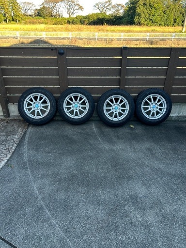 ★15インチ　スタッドレス　バリ山★