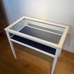 アンティーク調 ディスプレイ ガラス テーブルの画像