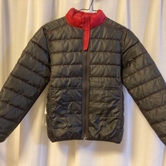 ★新品★ 子供服／赤の中わたジャケット 130cm 男の子の画像