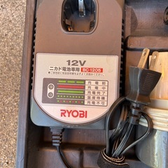 充電式リョービインパクトドライバセットの画像