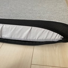 三つ折りマットレスの画像