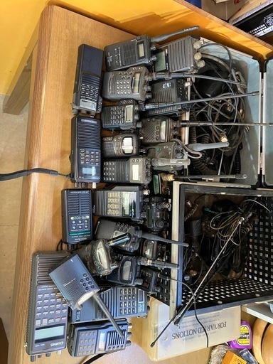 ハンディアマチュア無線機