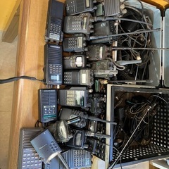 ハンディアマチュア無線機の画像