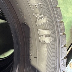 グッドイヤー　145/80R13 スタッドレス4本セットバリ溝の画像