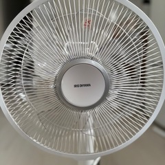 【受渡し場所相談可・美品】アイリスオーヤマ・扇風機の画像