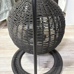 半密閉式ペットハンモック。ドーム型　黒の画像