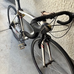 激安　自転車　スペシャライズド　ロードバイクの画像