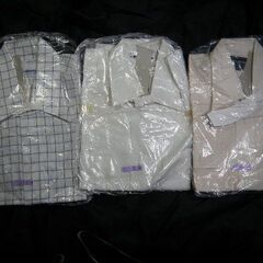 紳士用ビジネスYシャツ 洗濯店袋入 長袖12+半袖3=15枚 MサイズA38-78cm位 鷺沼駅改札手渡し可  受け渡し日時自由取りに来ていただける方の画像