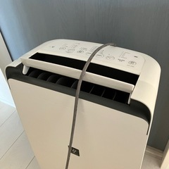 除湿器　シャープ　CV-J120の画像