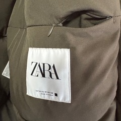 ZARA ウォーターレペレントパフジャケットの画像