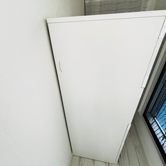 IKEAのBRIMNES ブリムネスの画像