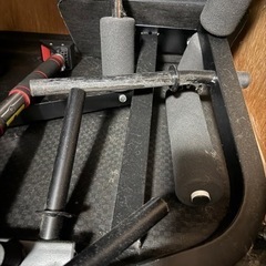 ベンチプレス トレーニングベンチ プレート付き 懸垂バー付きの画像