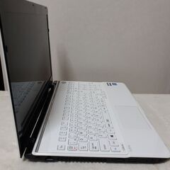 【お取り置き中です】おまけ付き　NEC　15インチ　core i5　8GB　SSD　カメラ　Wi-Fi　ブルーレイ　テンキー　Microsoft Office2021　Windows11⑤の画像