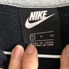 NIKE パーカー　Sさいサイズの画像
