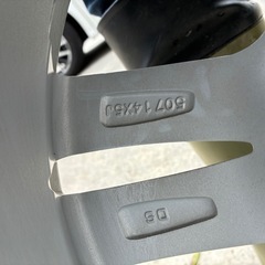 スタッドレスタイヤ＆アルミホイールセット バリ山スタッドレス165/70R14アクアヴィッツシエンタポルテカローラスペイドの画像