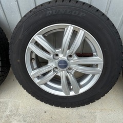 スタッドレスタイヤ＆アルミホイールセット バリ山スタッドレス165/70R14アクアヴィッツシエンタポルテカローラスペイドの画像