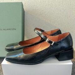 ANGEL ALARCON ストラップパンプス （ブラック）24㎝　ヒール4㎝の画像