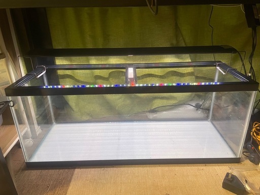 水槽(幅33cm、縦36cm、長さ90cm)